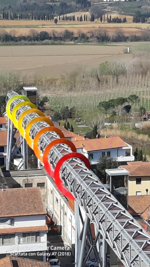 Il Paradiso Sopra Le Nuvole Peccioli Exterior foto